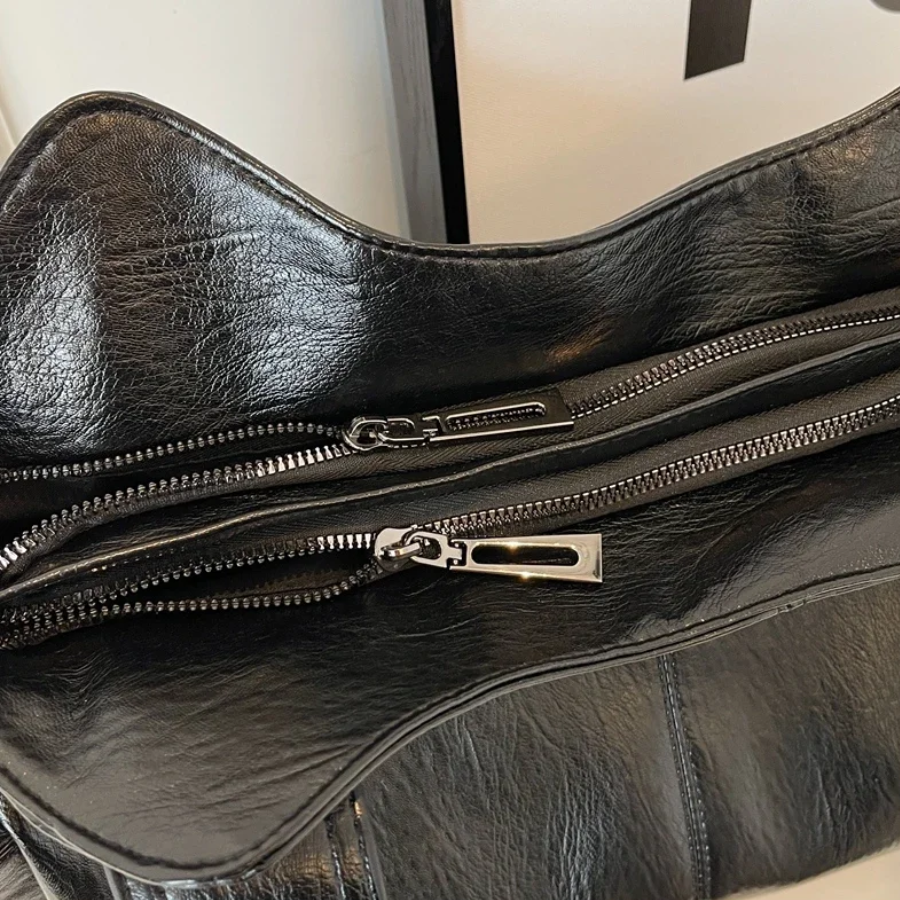 Darcy | Women's Shoulder Bag | Thick-Strap