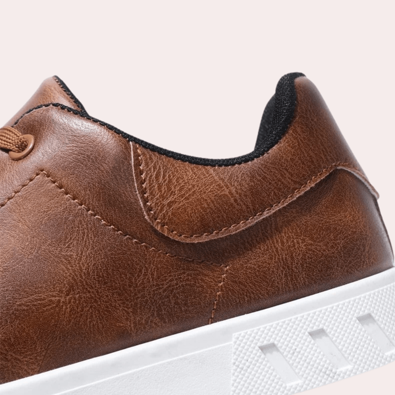 Elfred | Men's Walking Shoes | Flat
