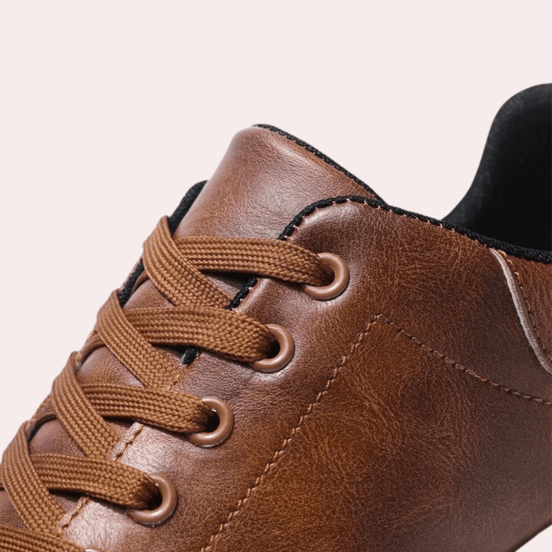 Elfred | Men's Walking Shoes | Flat