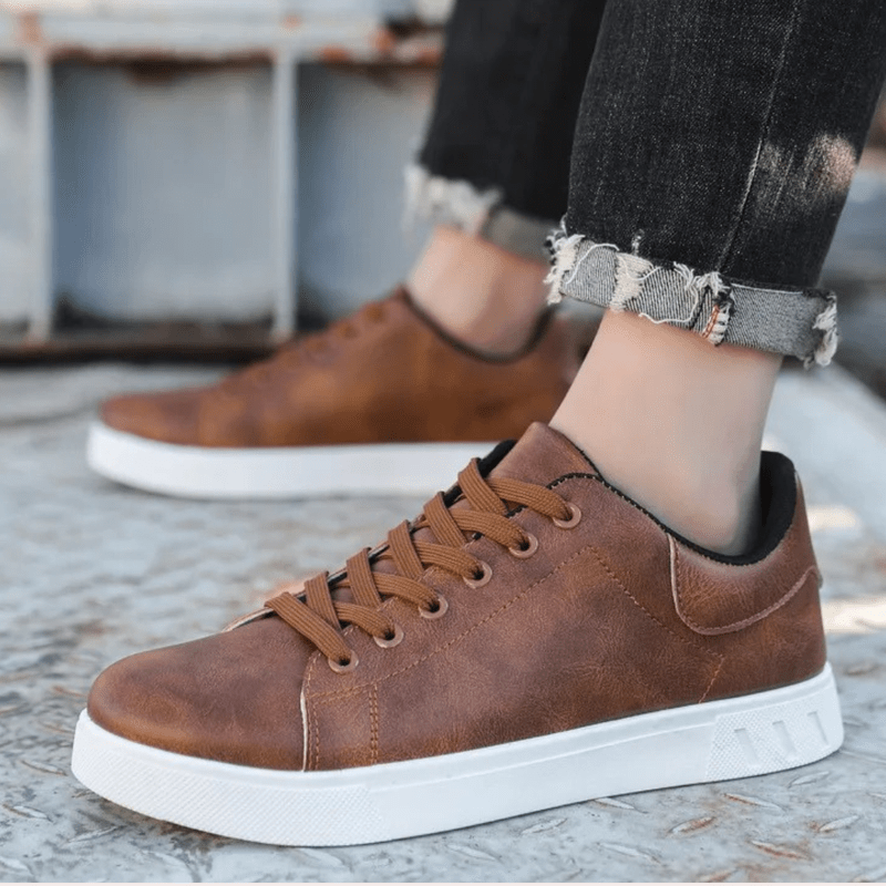Elfred | Men's Walking Shoes | Flat