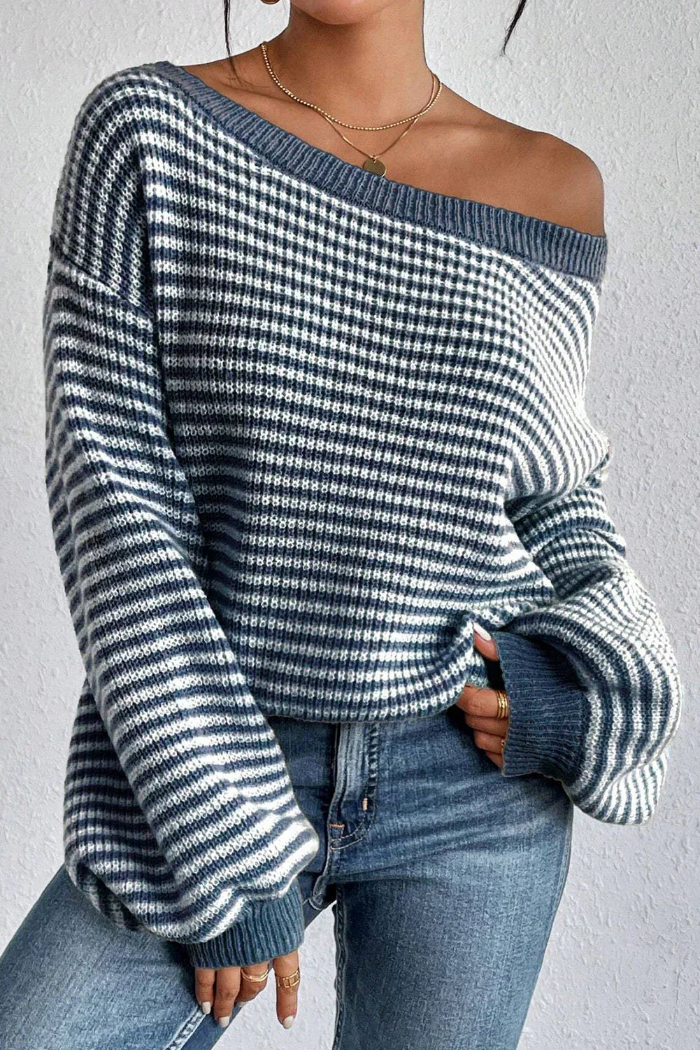 Elvira | Off-Shoulder Sweater