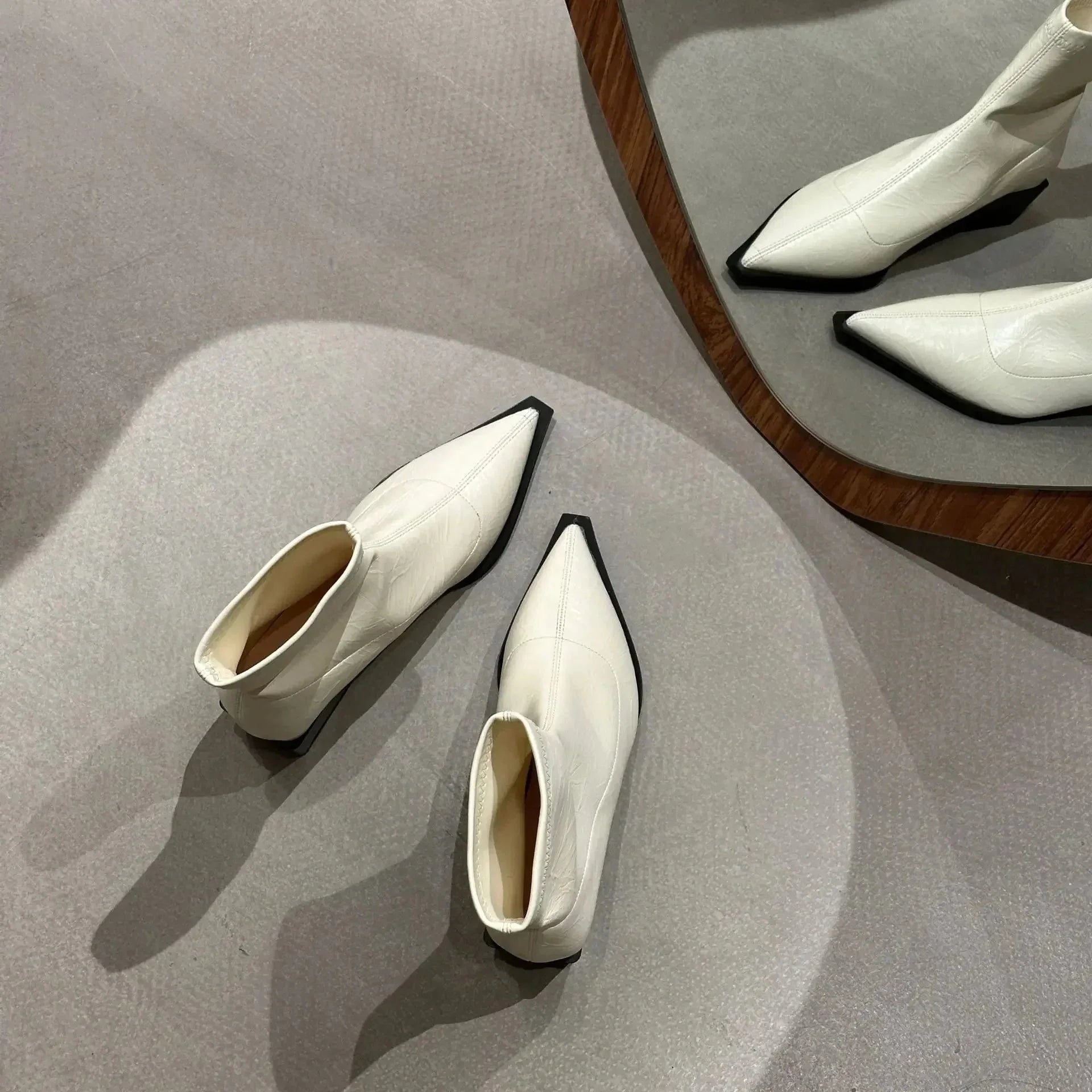 Juno | Pointed Toe Boots