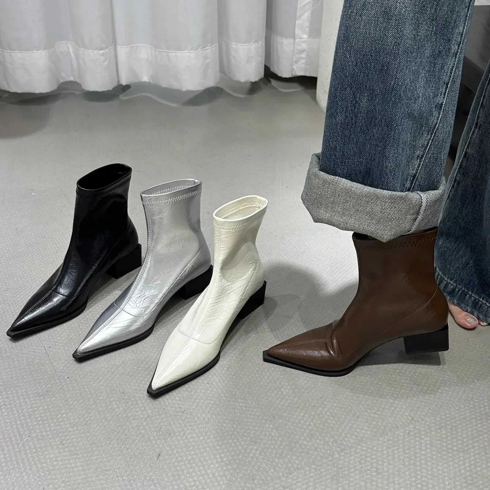 Juno | Pointed Toe Boots