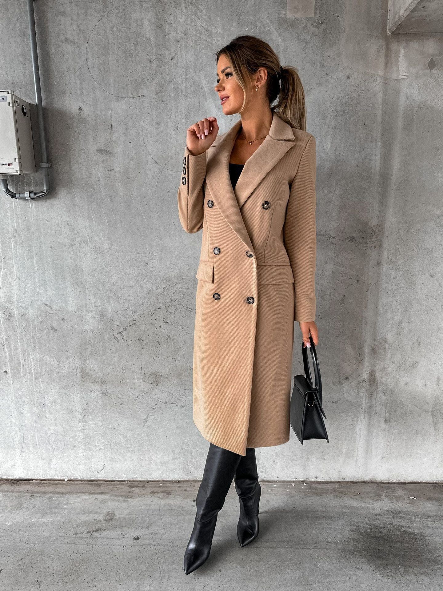 Loisa | Elegant Coat
