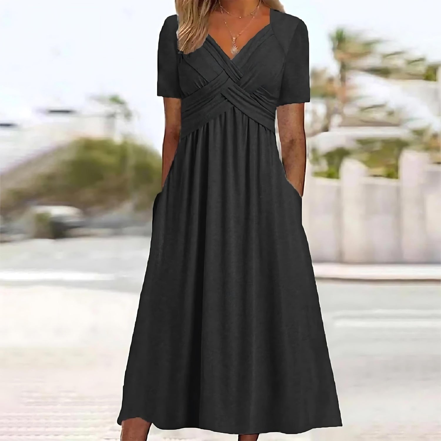 Amelia™ | Elegant midi dress with flattering tummy control